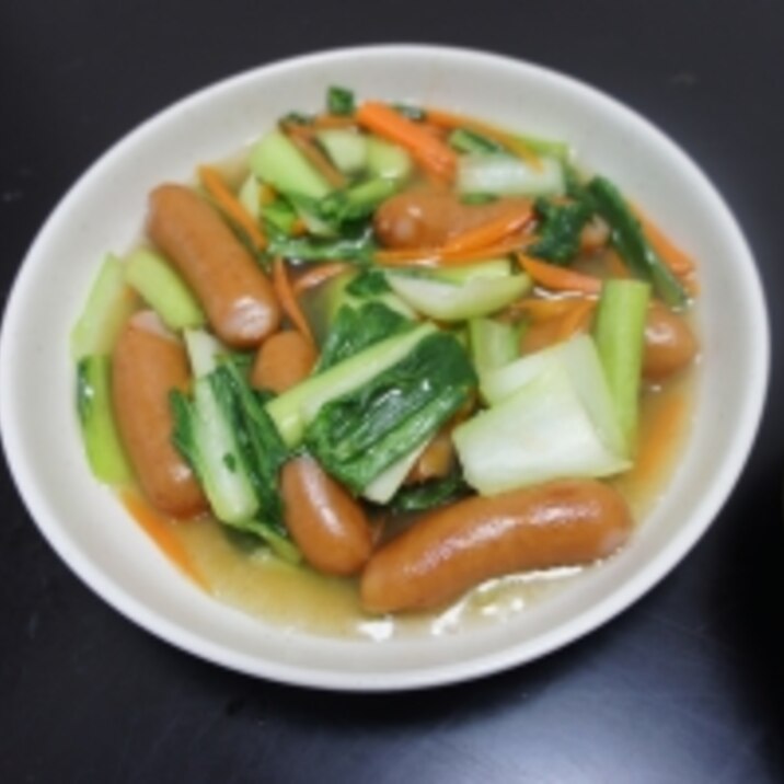 ソーセージと野菜のコンソメ風味